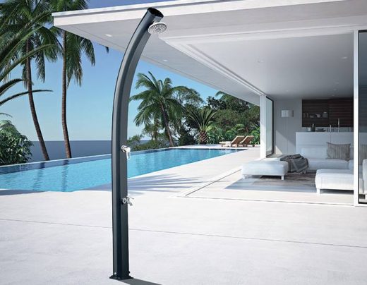 Installez&#x20;une&#x20;douche&#x20;solaire&#x20;ext&#x00E9;rieure&#x20;autour&#x20;de&#x20;votre&#x20;piscine&#x20;au&#x20;Muy&#x20;pr&#x00E8;s&#x20;de&#x20;Draguignan